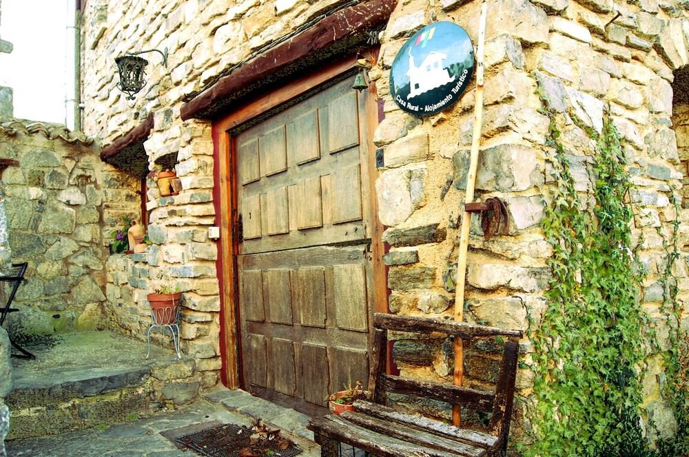 Casasdetrevijano Canon Del Rio Leza Soto en Cameros Ngoại thất bức ảnh