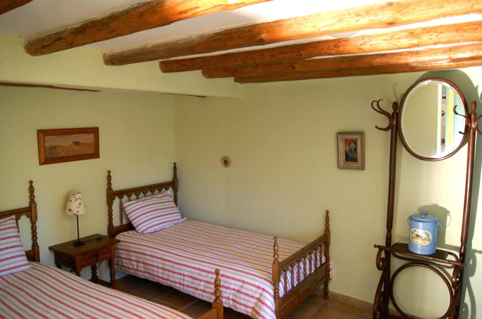 Casasdetrevijano Canon Del Rio Leza Soto en Cameros Ngoại thất bức ảnh