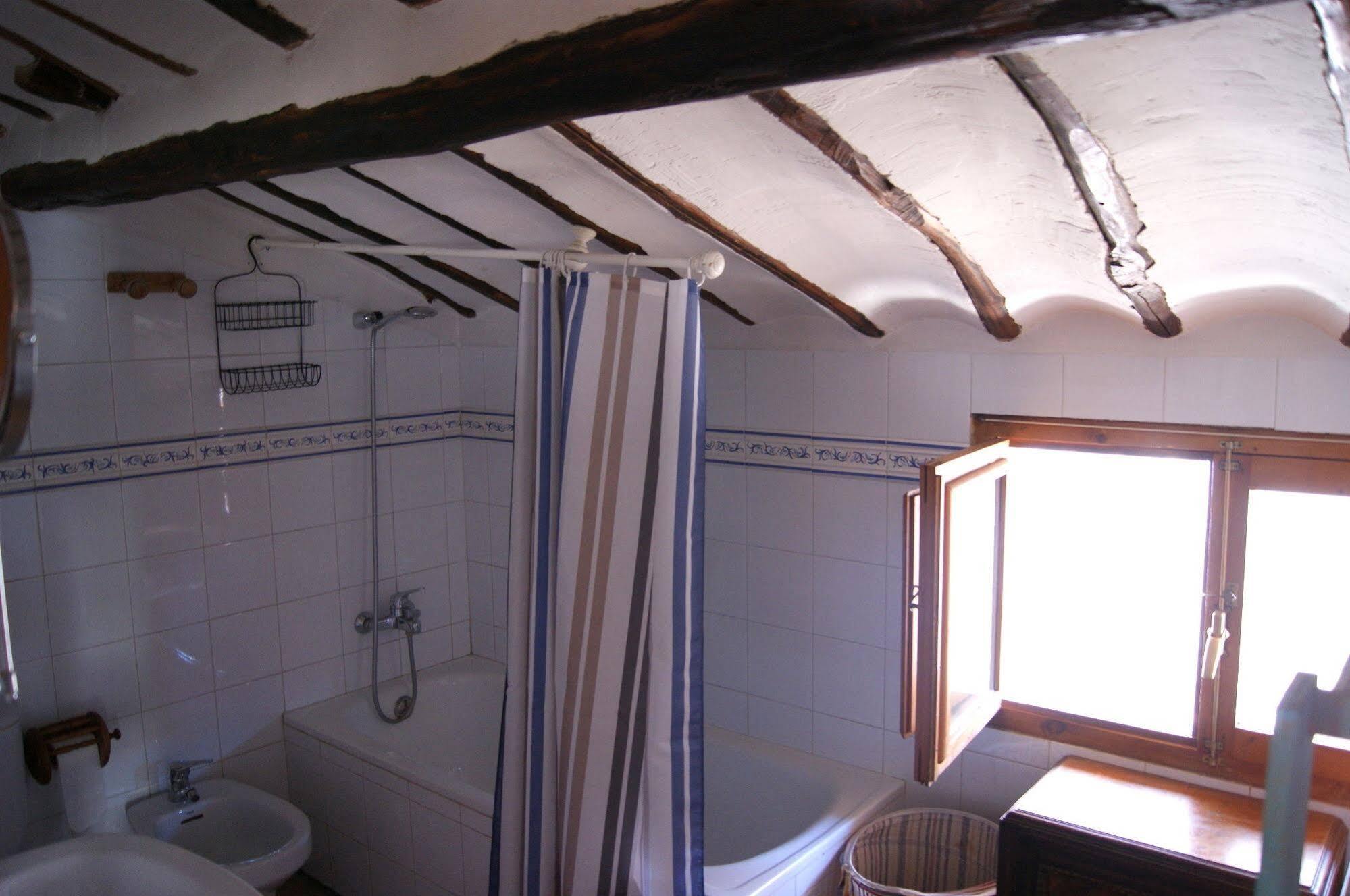 Casasdetrevijano Canon Del Rio Leza Soto en Cameros Ngoại thất bức ảnh